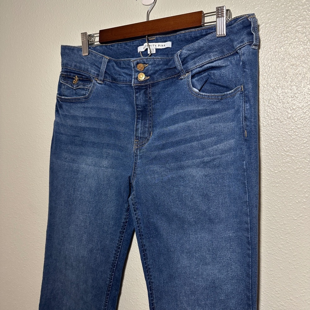 Celebrity Pink Women Flare Jeans Medium Wash Blue Double Button Size 13/31